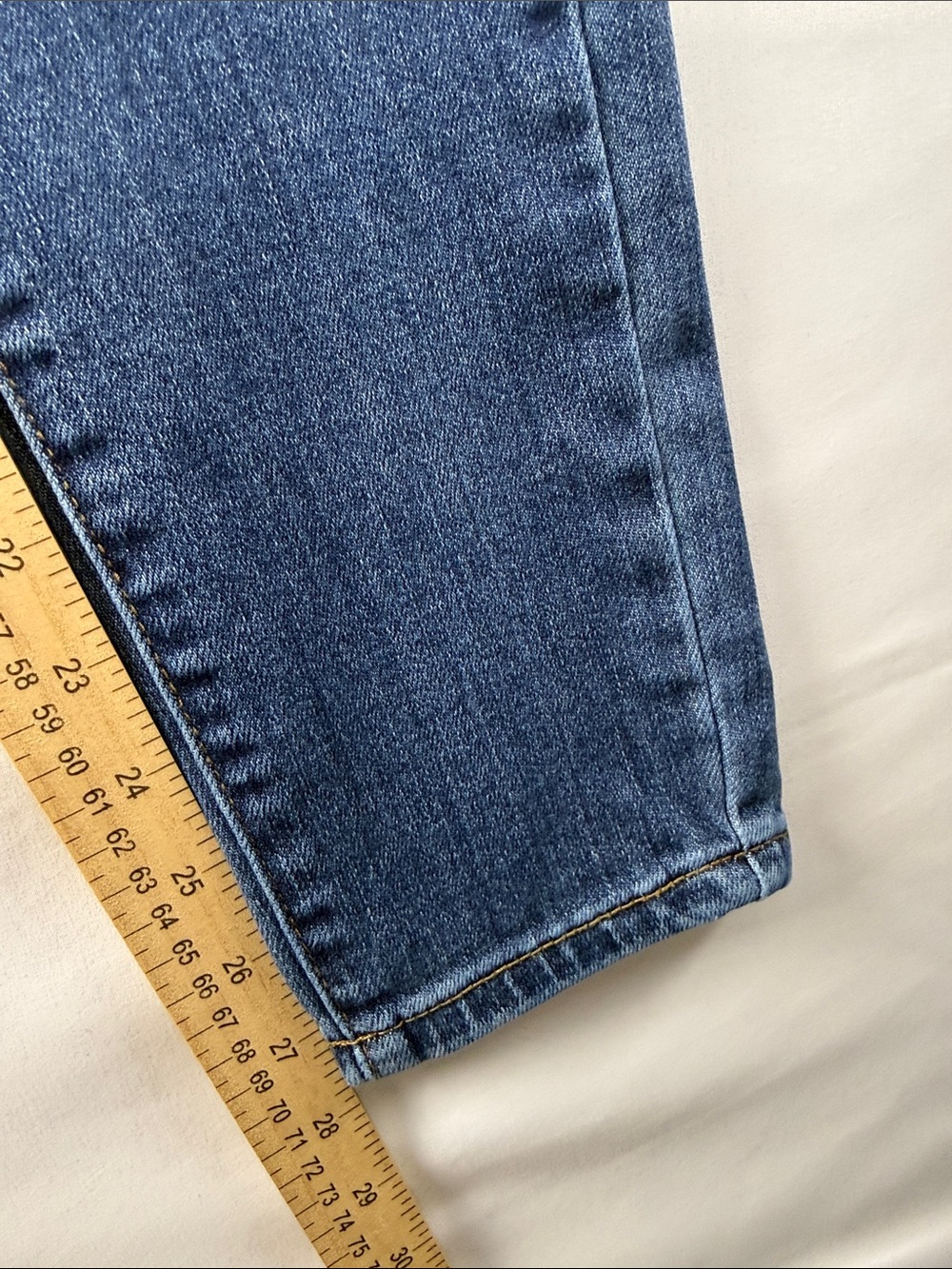 Judy Blue Skinny Jeans Stretch Denim Women's Size 27 Like New - Picture 2 of 9